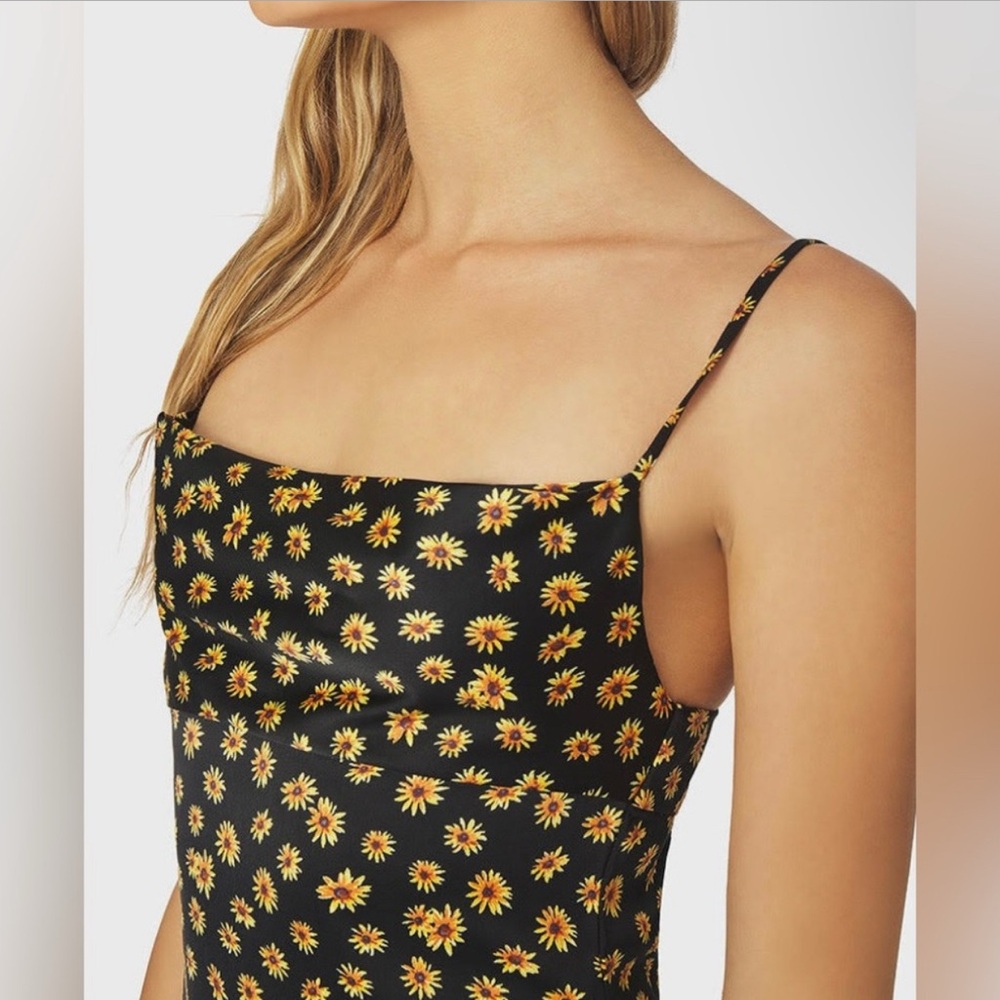 WeWoreWhat COWL MIDI DRESS size 6 NWT - Picture 4 of 8